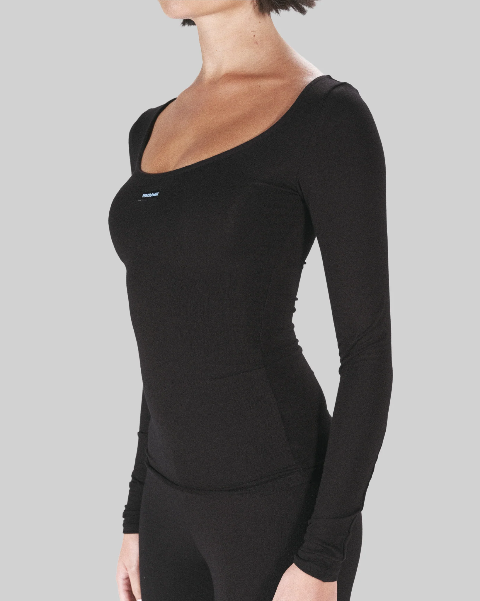 BASICS BOATNECK LONGSLEEVE (ONYX) - Image 7