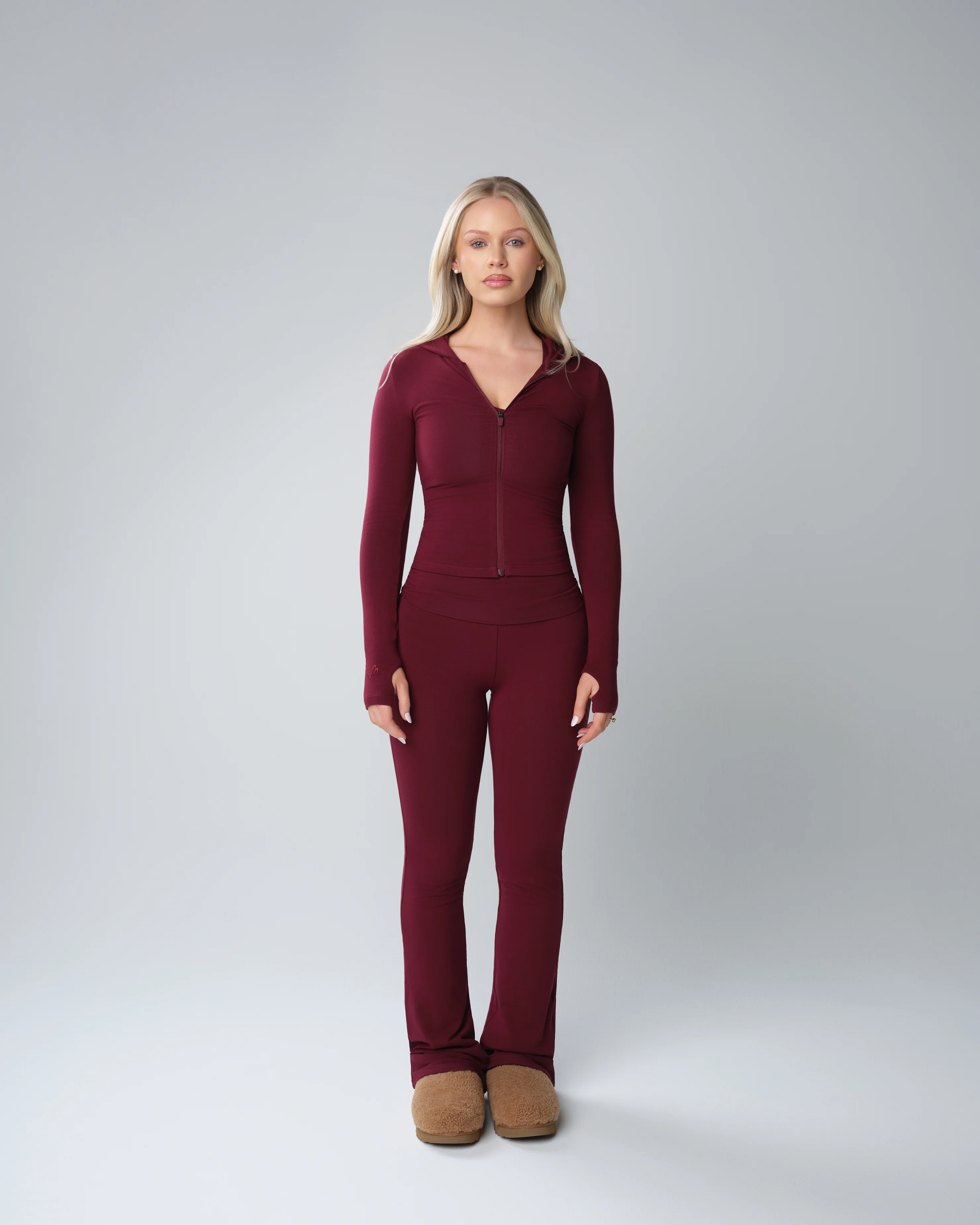 BASICS SEAMLESS ZIP UP JACKET (BURGUNDY) - Image 4